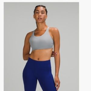 Lulu energy Bra *High Support
Grey
Size: 34DDD